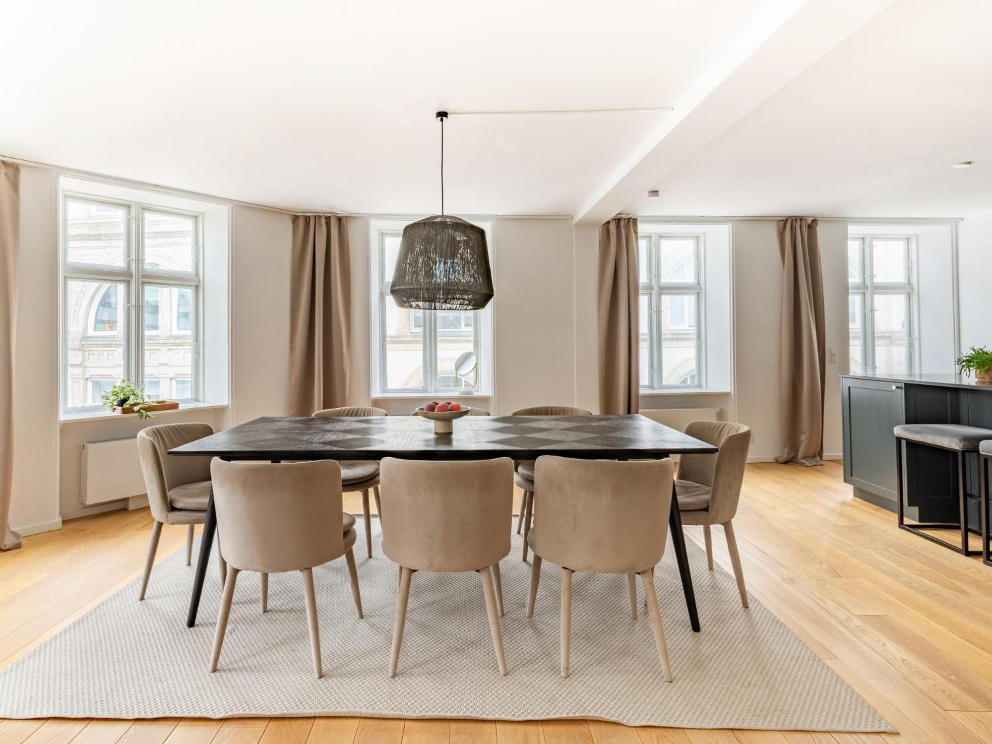 Sanders Regent - Popular Three-bedroom Near Square Leilighet København